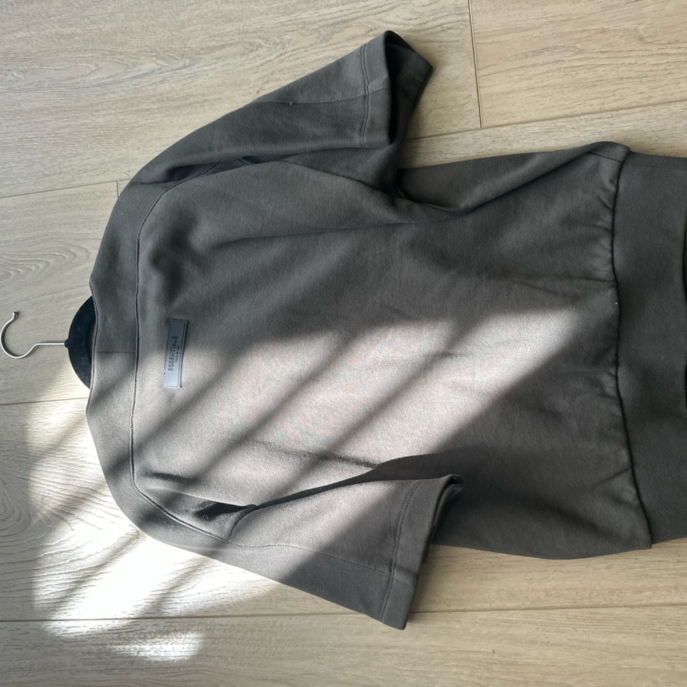 Essentials Kids Vest in Dark Gray